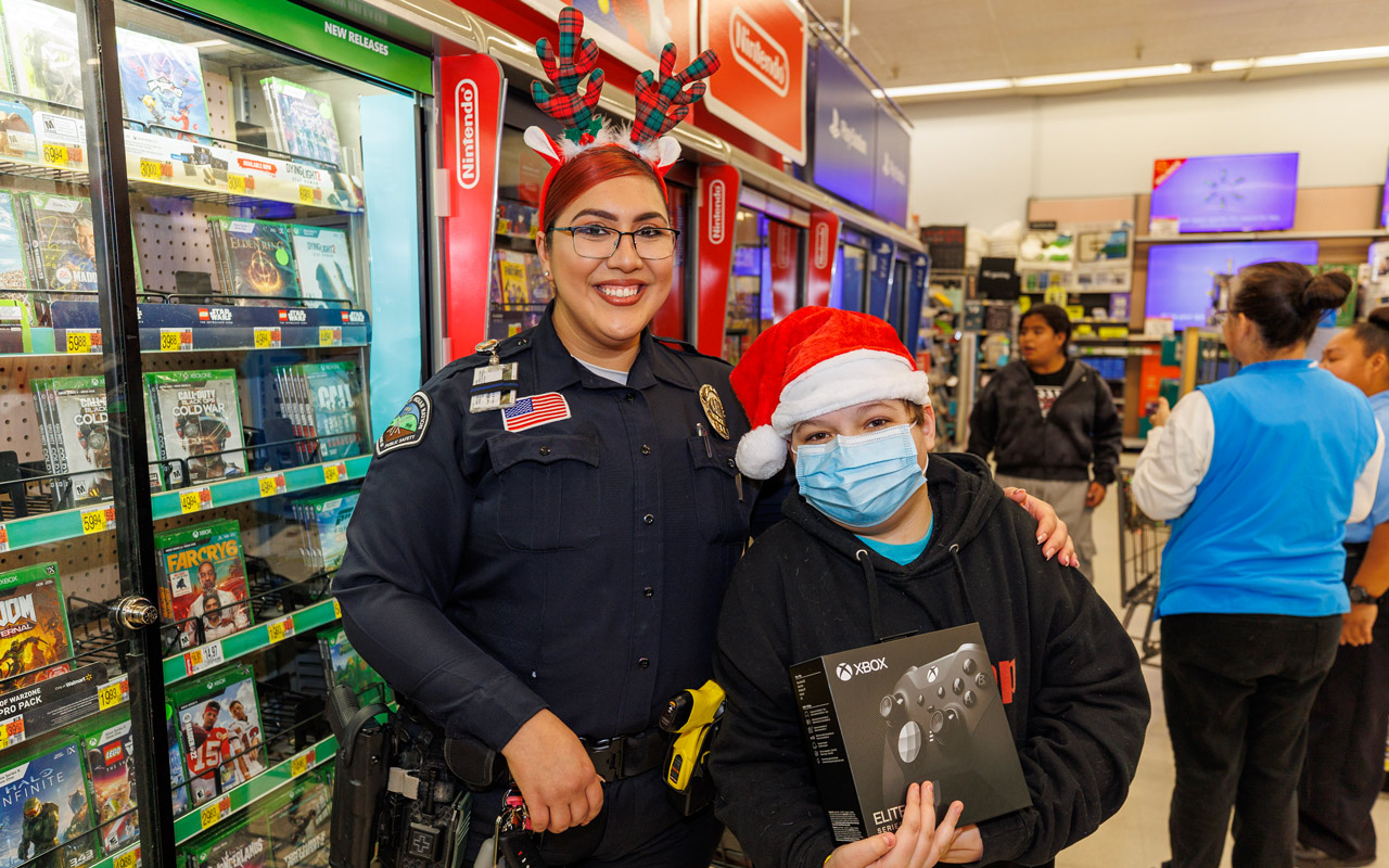 Holiday Joy With Shop With A Cop