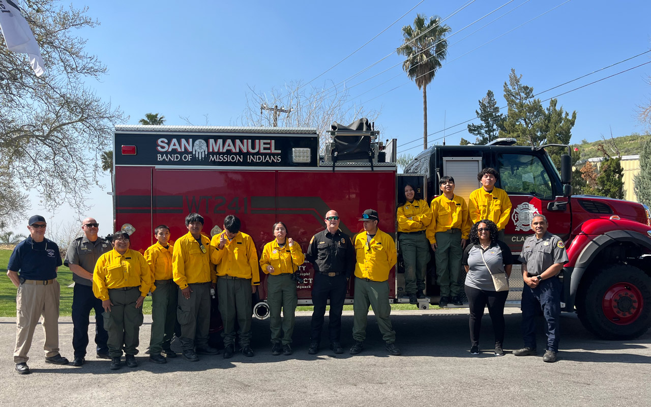 Picture for Sherman High School Students Visit San Manuel Fire Department 